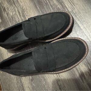 Woman’s Black Loafers